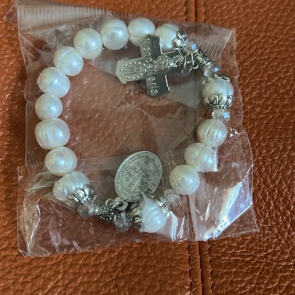 Bracelet - Picture 2 of 2